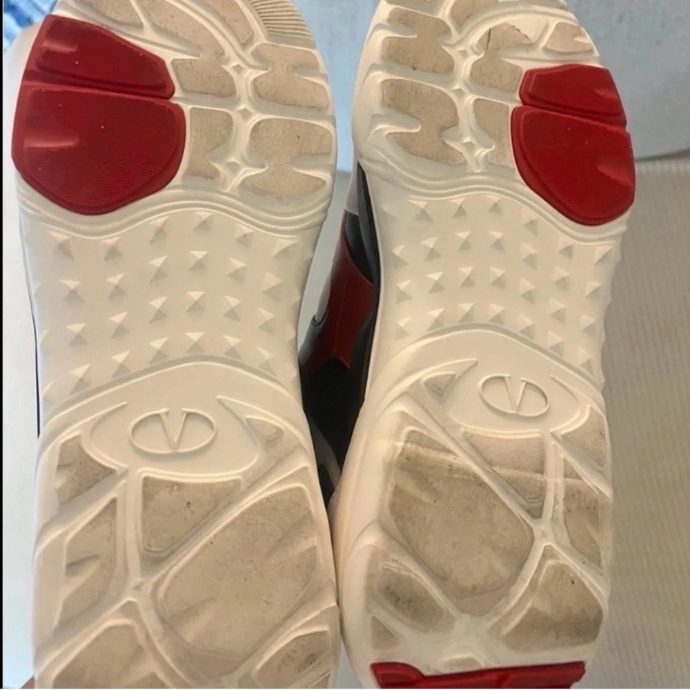 Valentino Garavani V-Logo White Leather Sneakers with Red & Black Accents - Picture 4 of 6